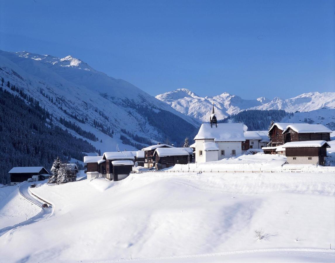 Hotel La Cruna Sedrun Exterior foto